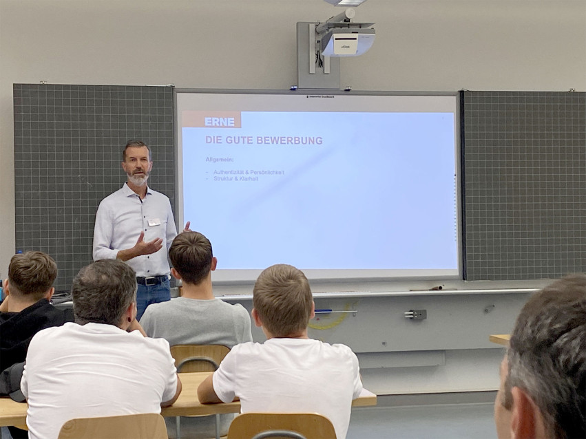 Berufswahl-Informationsabende an der Oberstufe Frick  Berufswahl-Informationsabende an der Oberstufe Frick