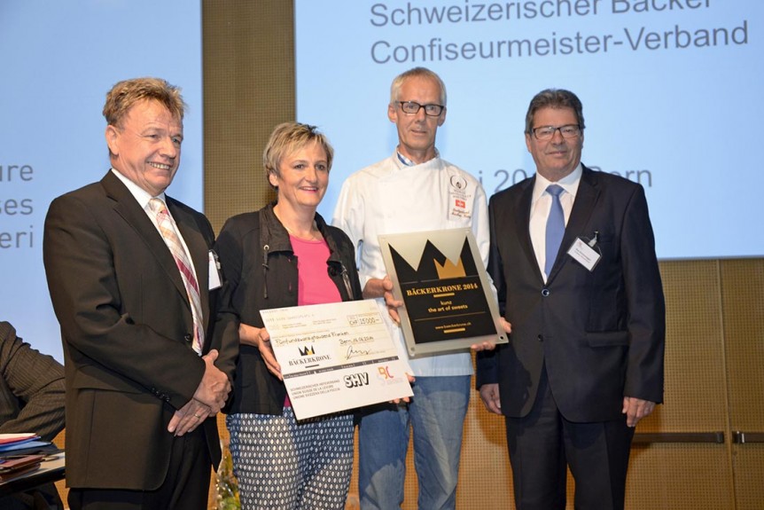 Madeleine und Markus Kunz (2./3. v. l.) an der Verleihung der Bäckerkrone 2014